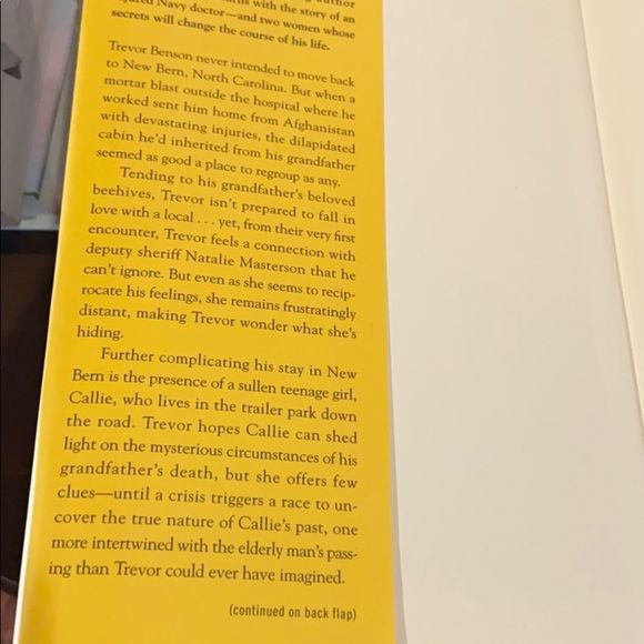 Jodi Picoult and Nicholas Sparks books - Picture 5 of 12